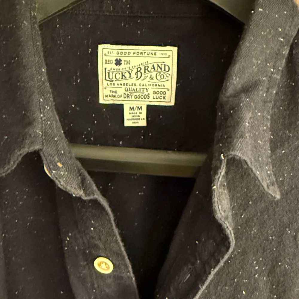Lucky Brand Men's Navy Button Shirt M - Picture 2 of 6